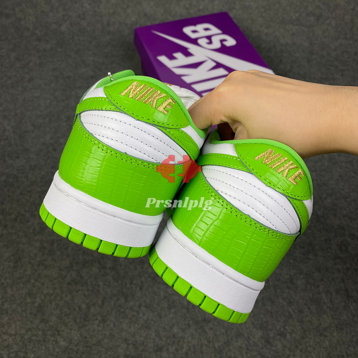 Supreme x Dunk Low OG SB QS 'Mean Green'