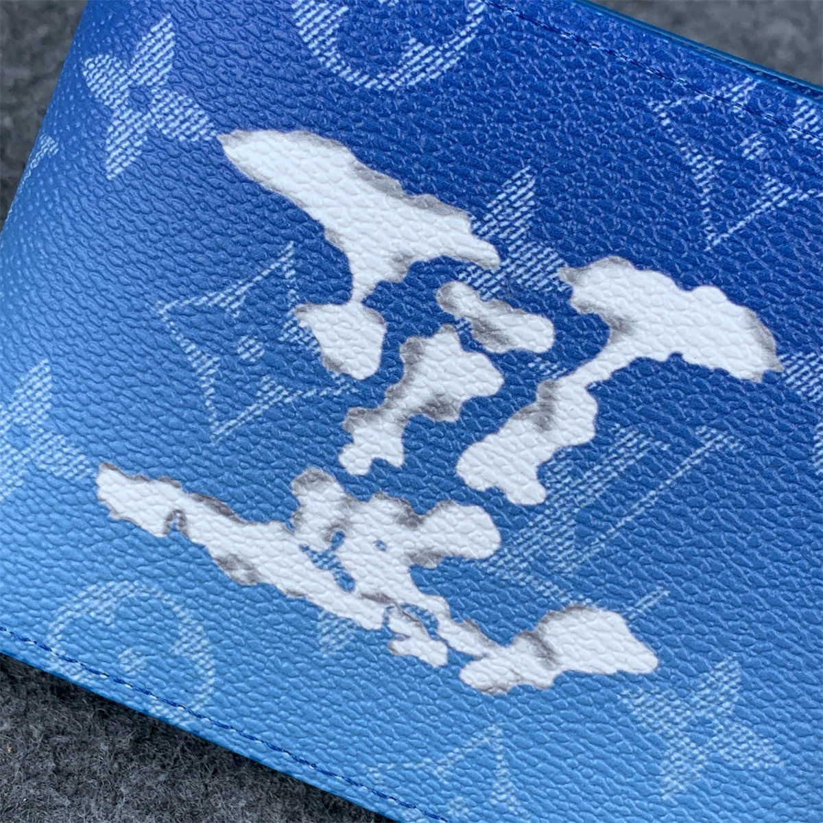 LV Slender Wallet Clouds 'Blue'