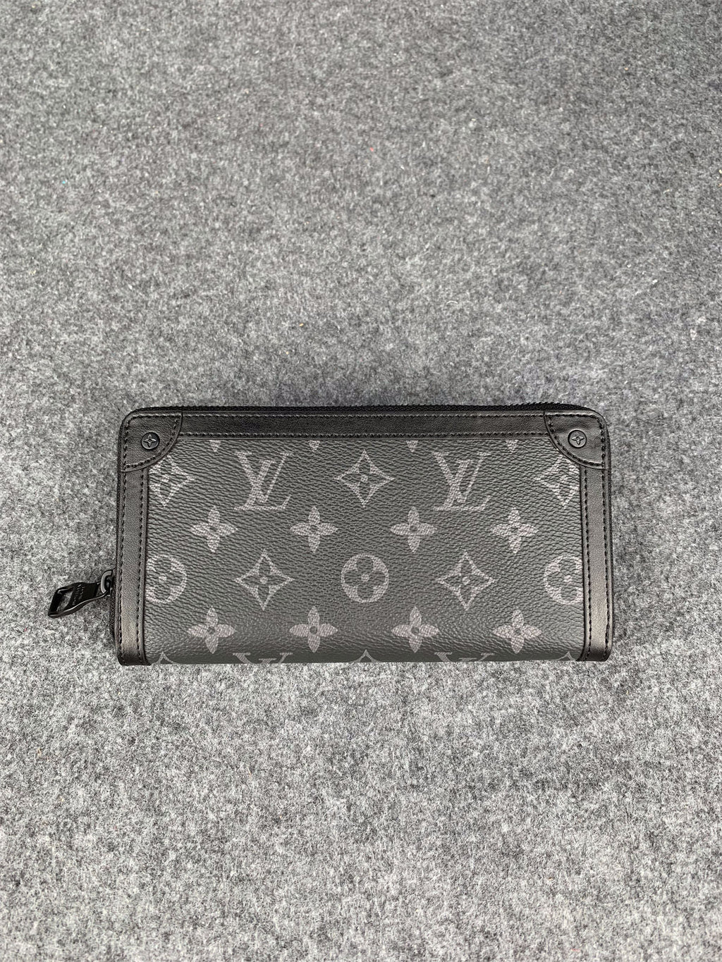 LV Horizontal Zippy Wallet 'Black'