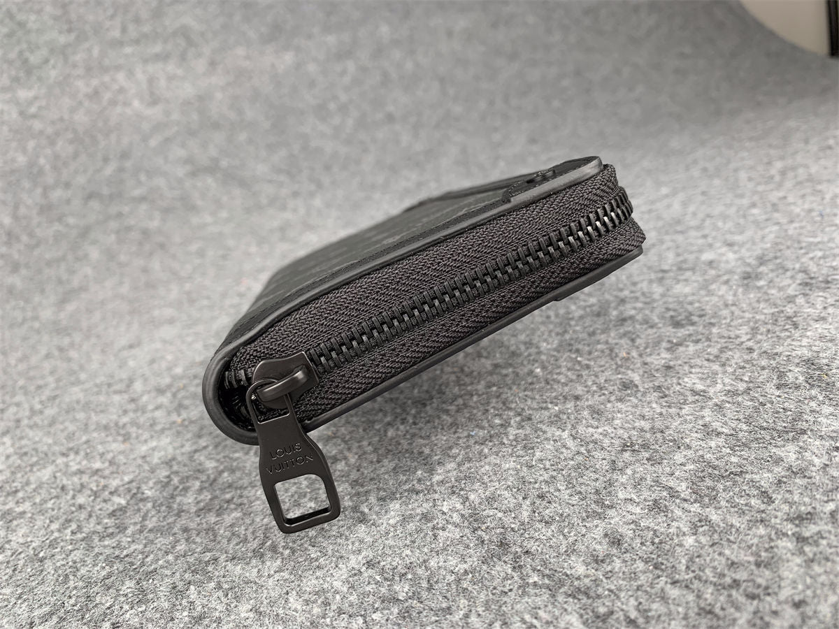 LV Horizontal Zippy Wallet 'Black'