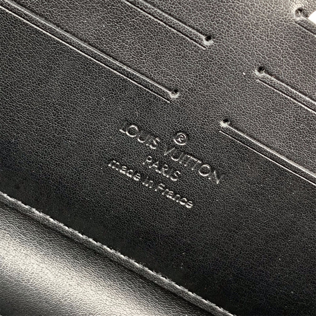 LV Horizontal Zippy Wallet 'Black'
