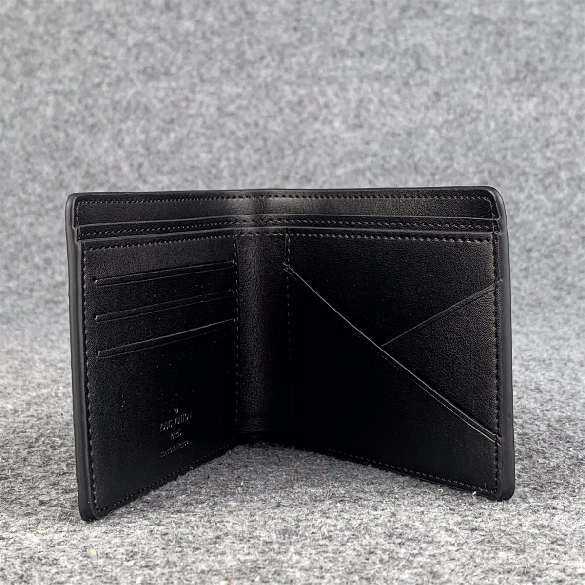 LV MULTIPLE WALLET 'BROWN' (2)