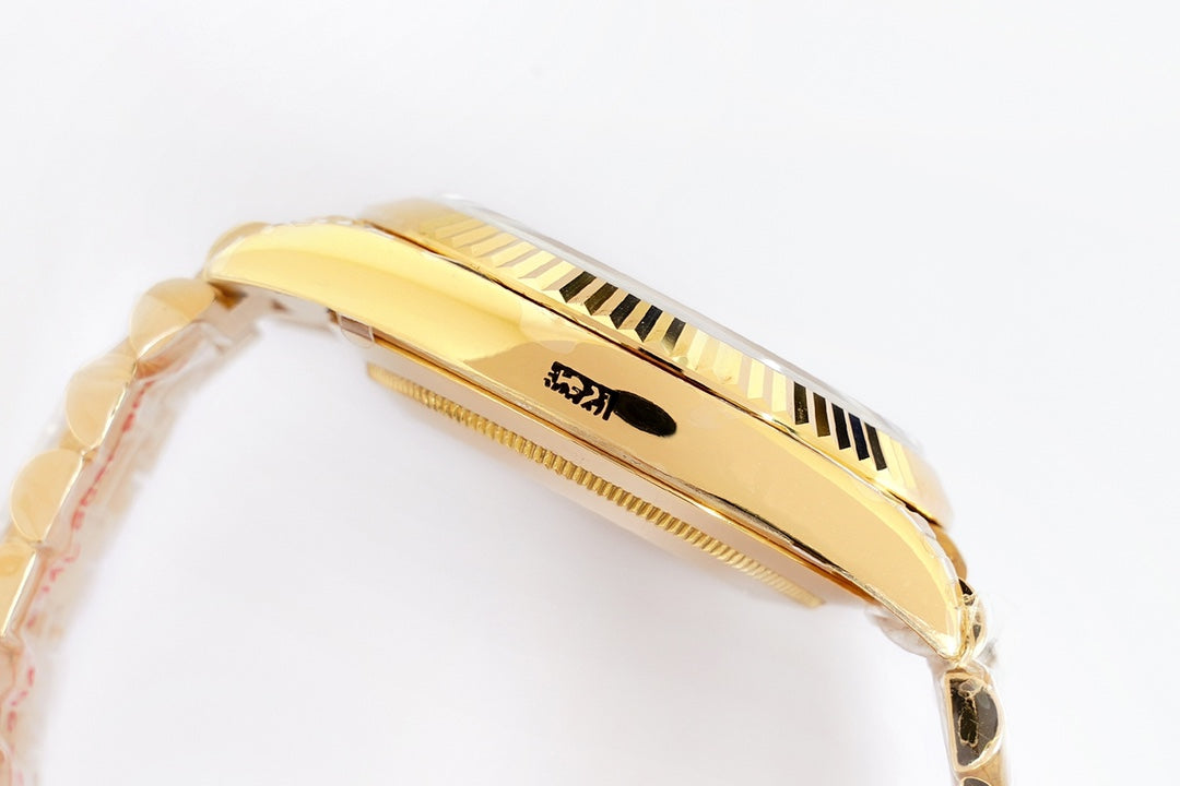 Yellow Gold 40MM Watch
