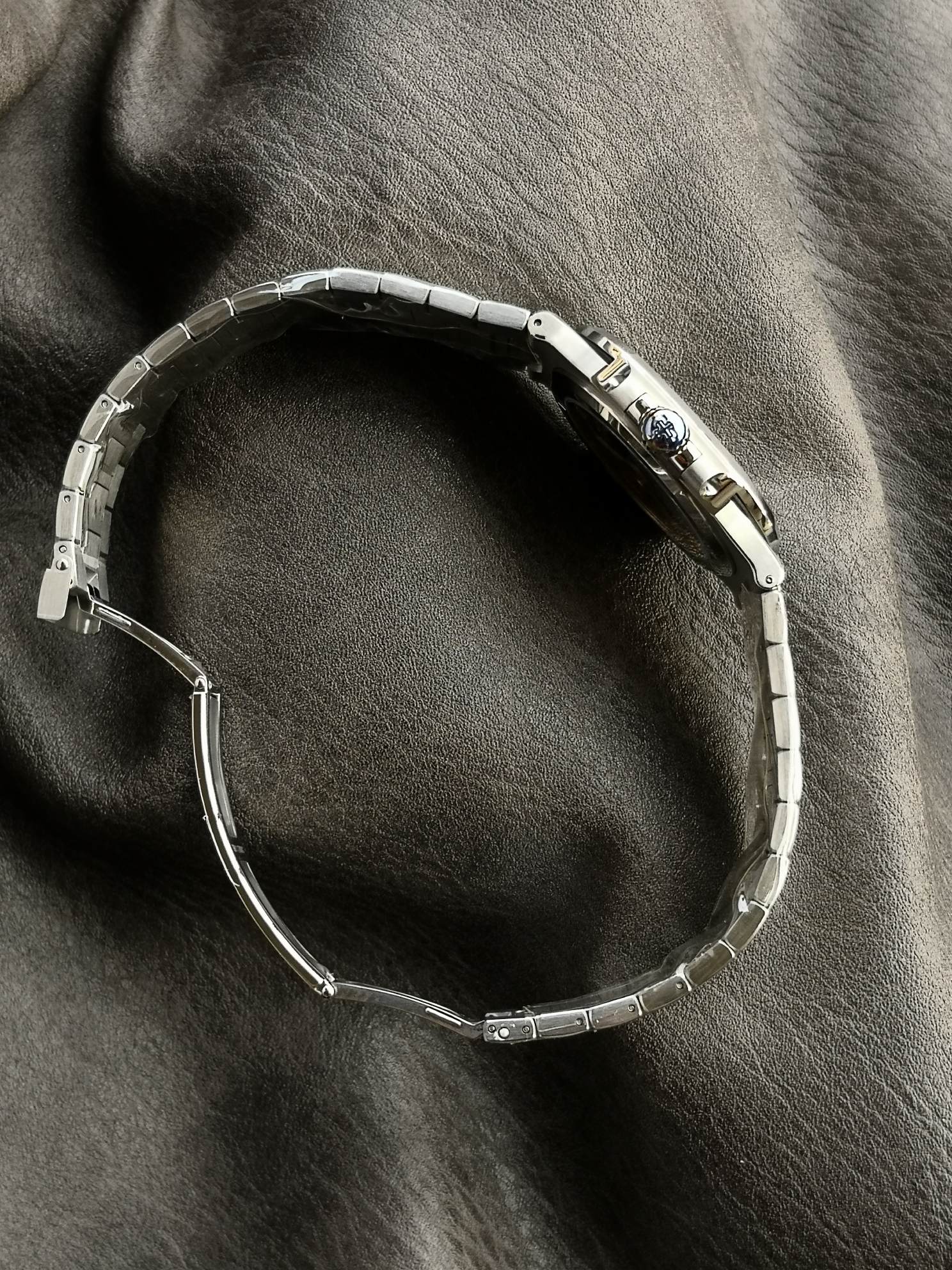 Steel White 40mm Watch
