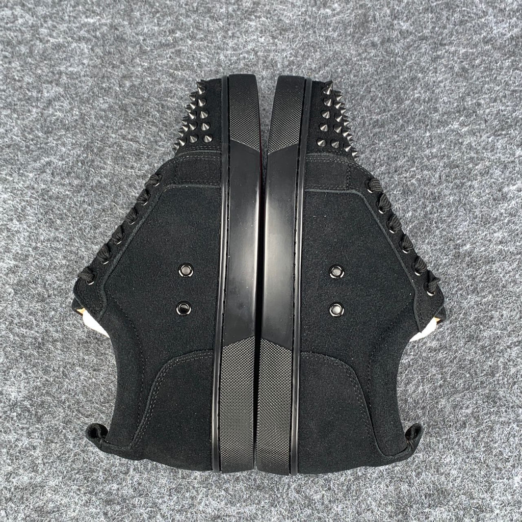 Christian Louboutin Louis Junior Spikes 'Black