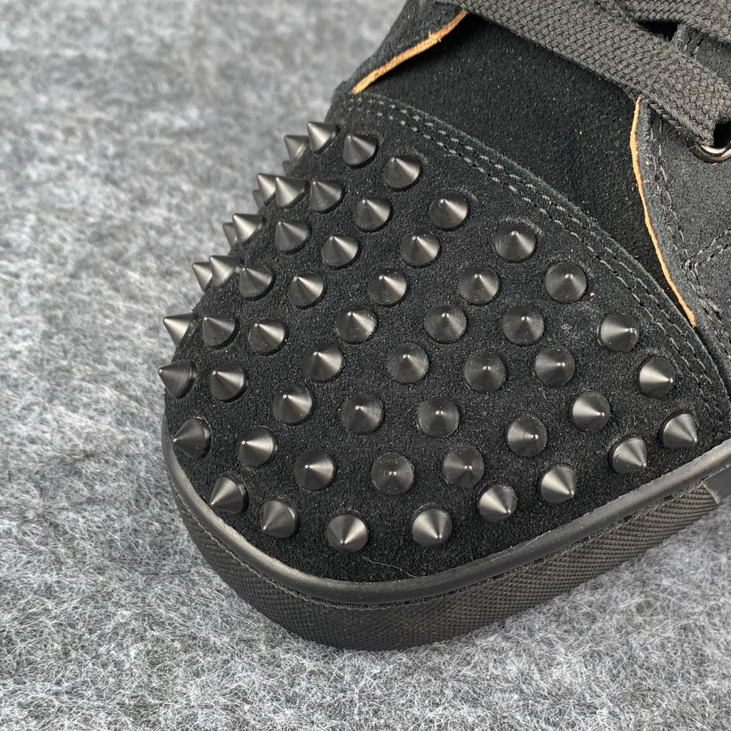 Christian Louboutin Louis Junior Spikes 'Black