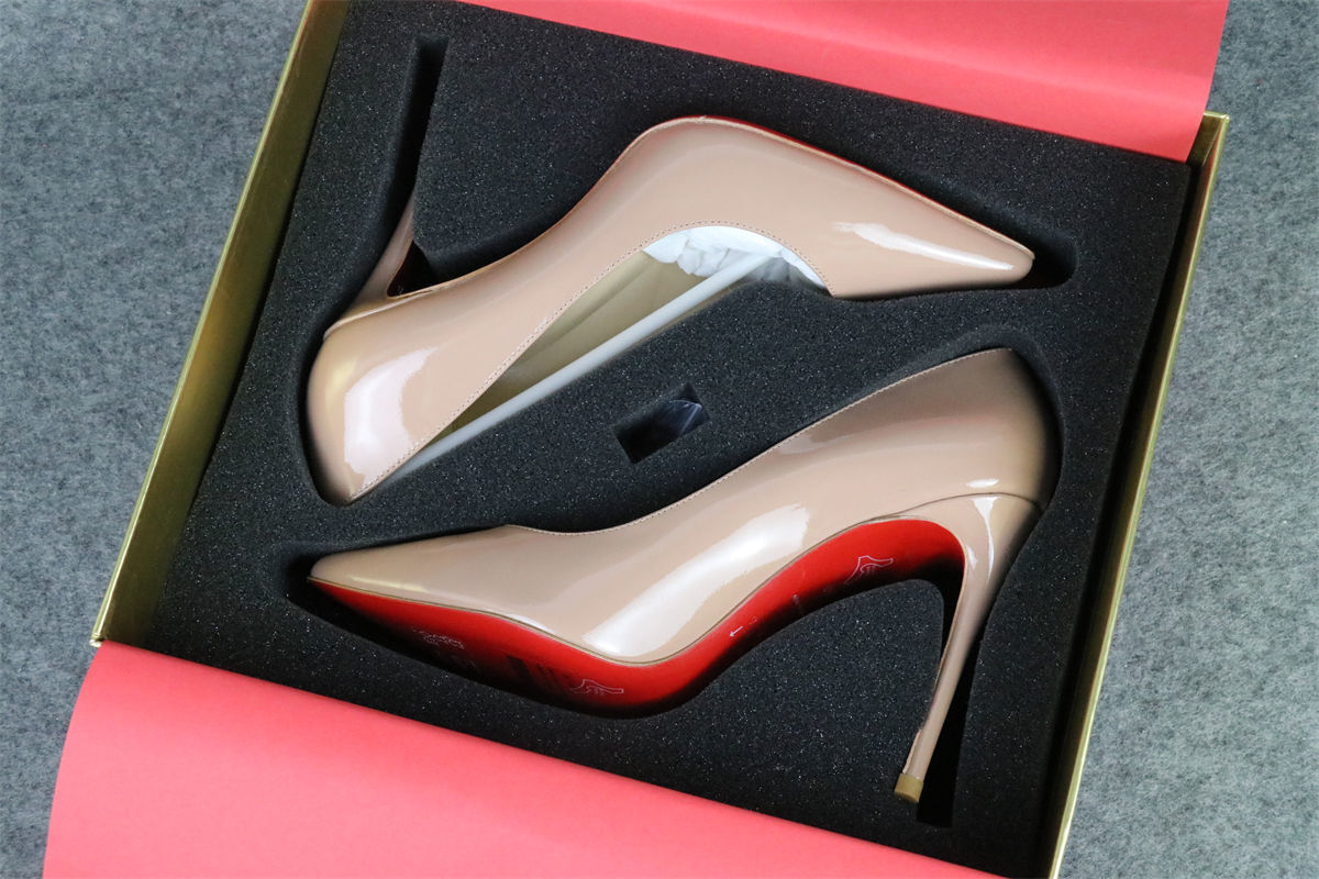 CL Kate Pump Patent Leather 'Nude'