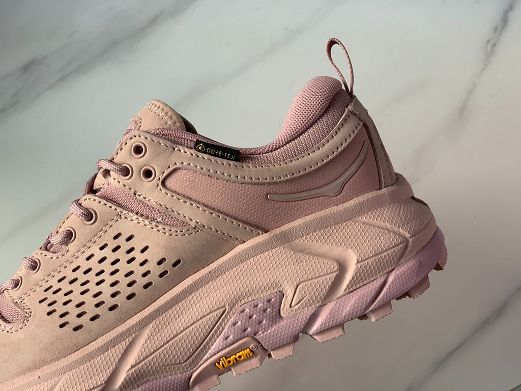 HOKA Ultra Low Gore-Tex Oatmeal | Nude Pink