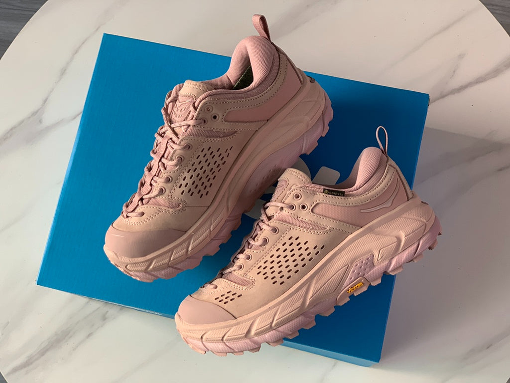 HOKA Ultra Low Gore-Tex Oatmeal | Nude Pink