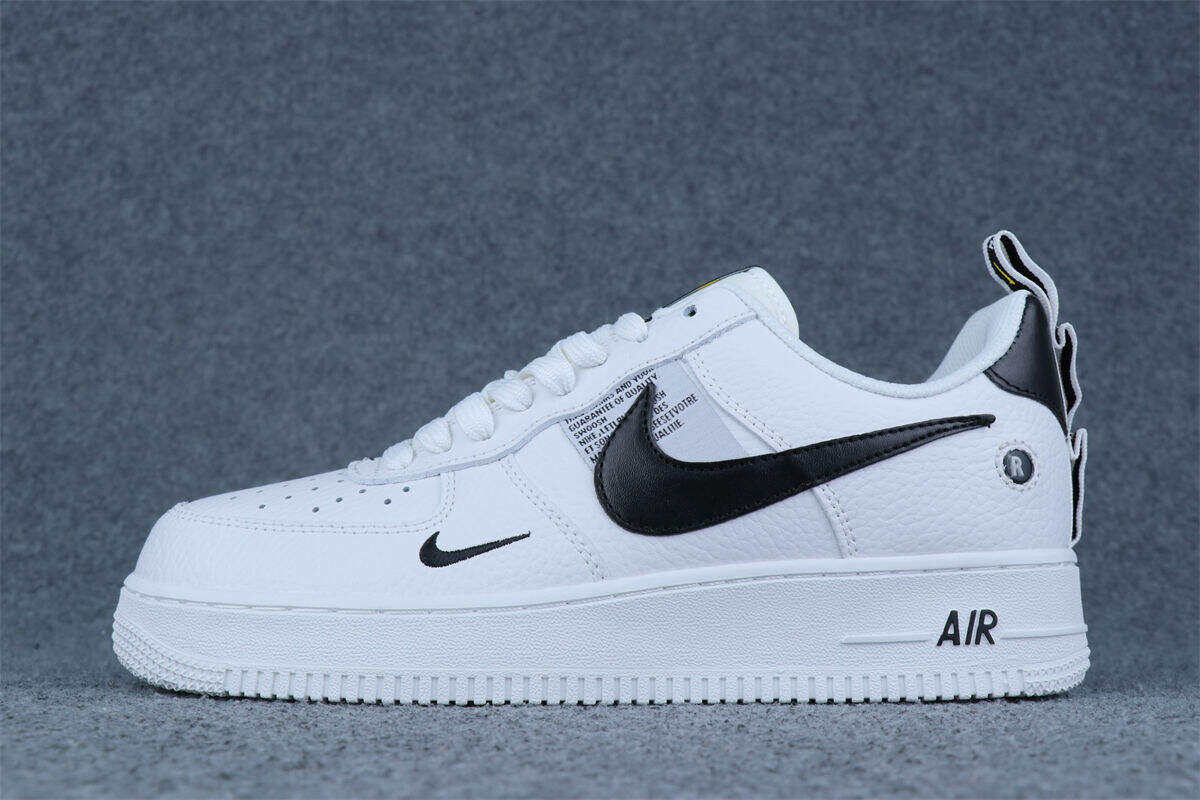 Air Force 1 '07 LV8 'Overbranding'