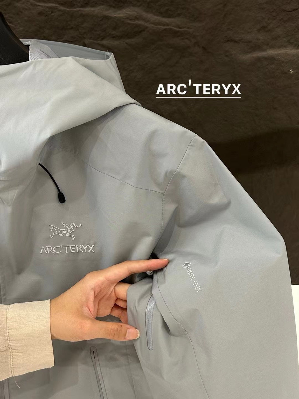 Arc'teryx Men's Beta Jacket 'Light Gray'