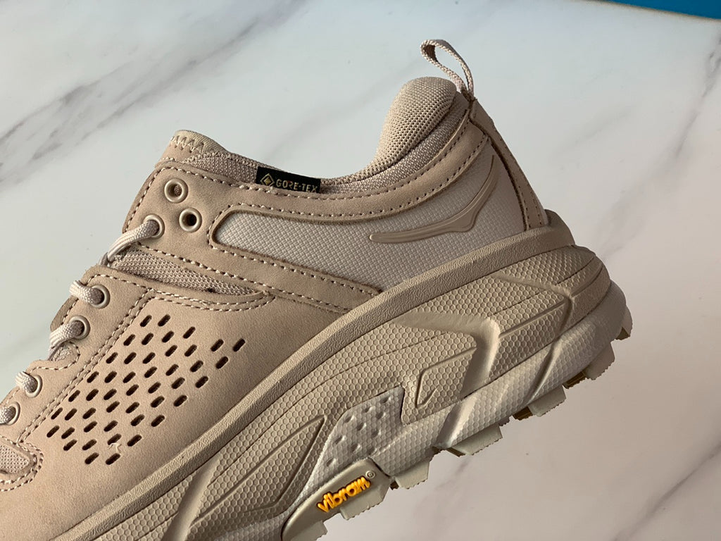 HOKA Ultra Low Gore-Tex Light Khaki / Beige