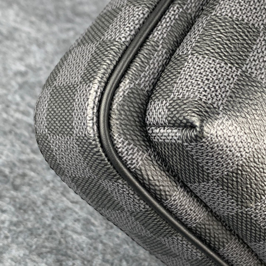 LV Damier Graphite Avenue Sling