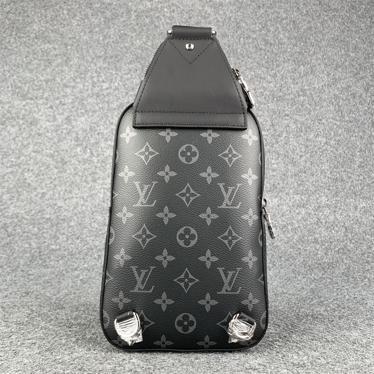 LV Avenue Sling Bag Monogram