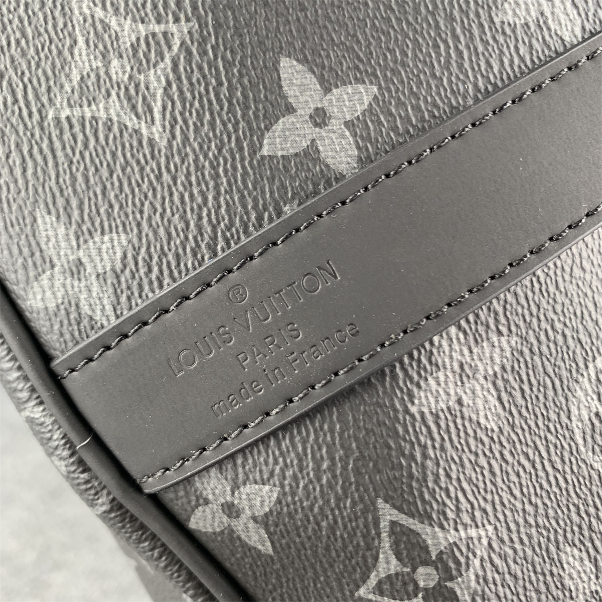 LV KEEPALL BANDOULIERE  ECLIPSE 50