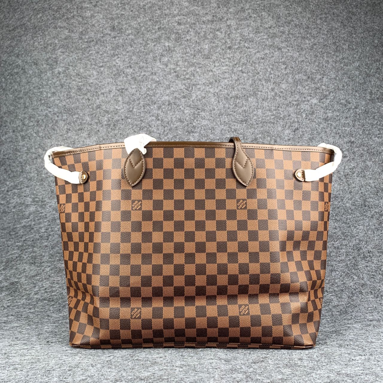 LV Neverfull GM (32x32x19 CM)