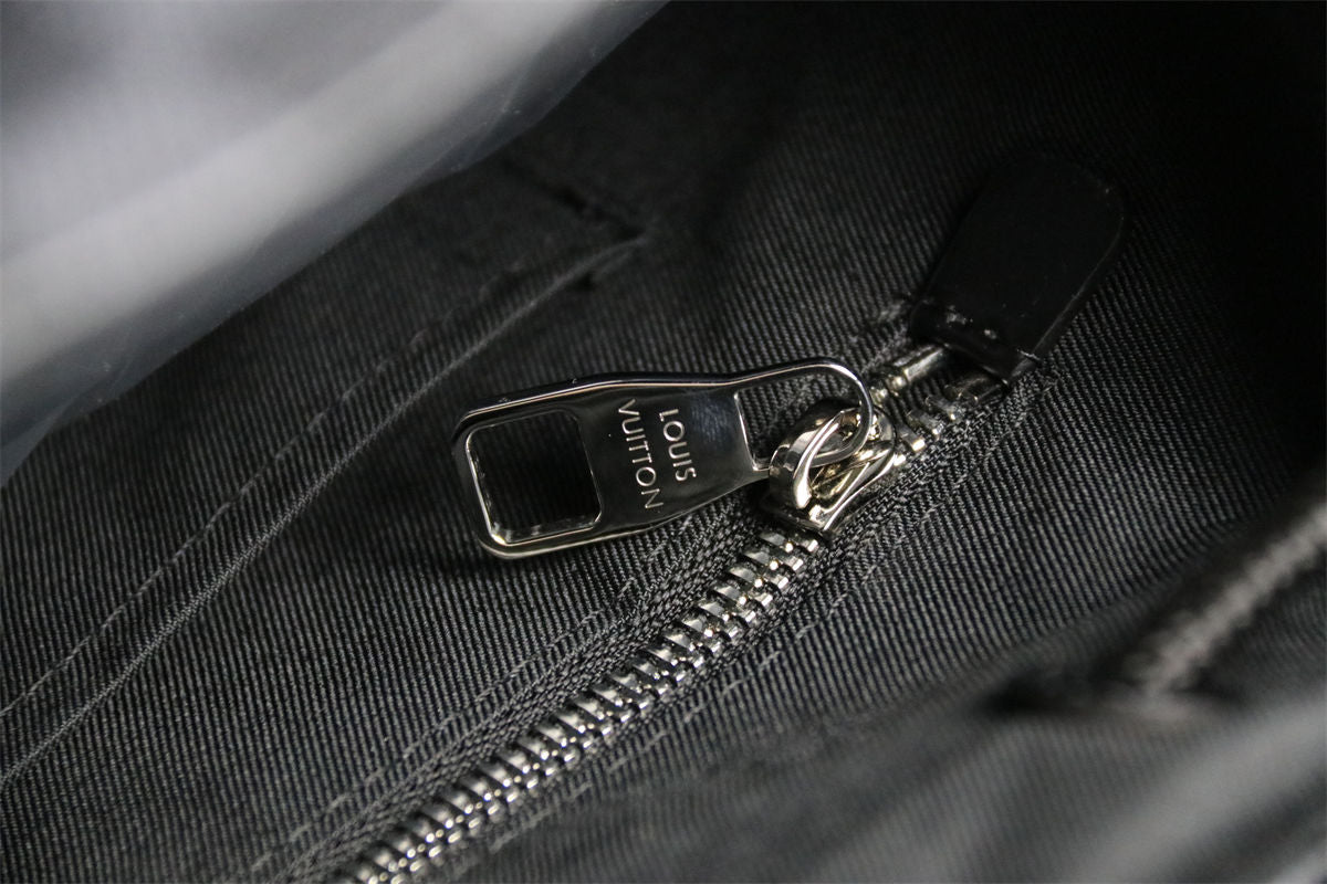 LV CHRISTOPHER DAMIER GRAPHITE PM 'Grey/BLACK'