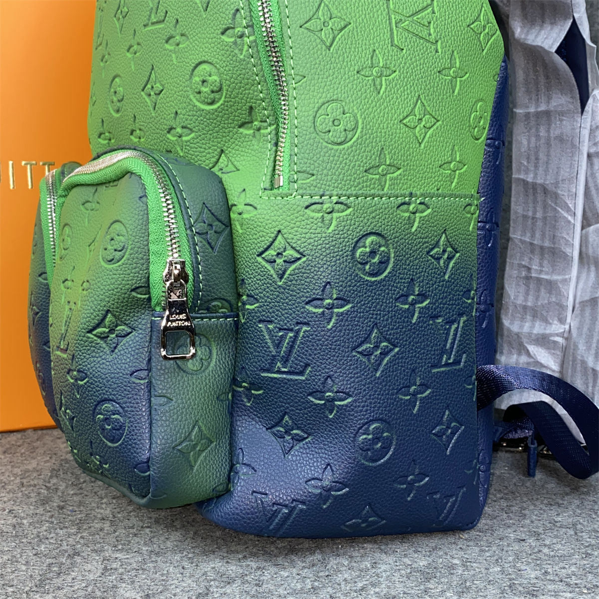 LV MULTIPOCKETS BACKPACK TAURILLON ILLUSION BLUE-GREEN