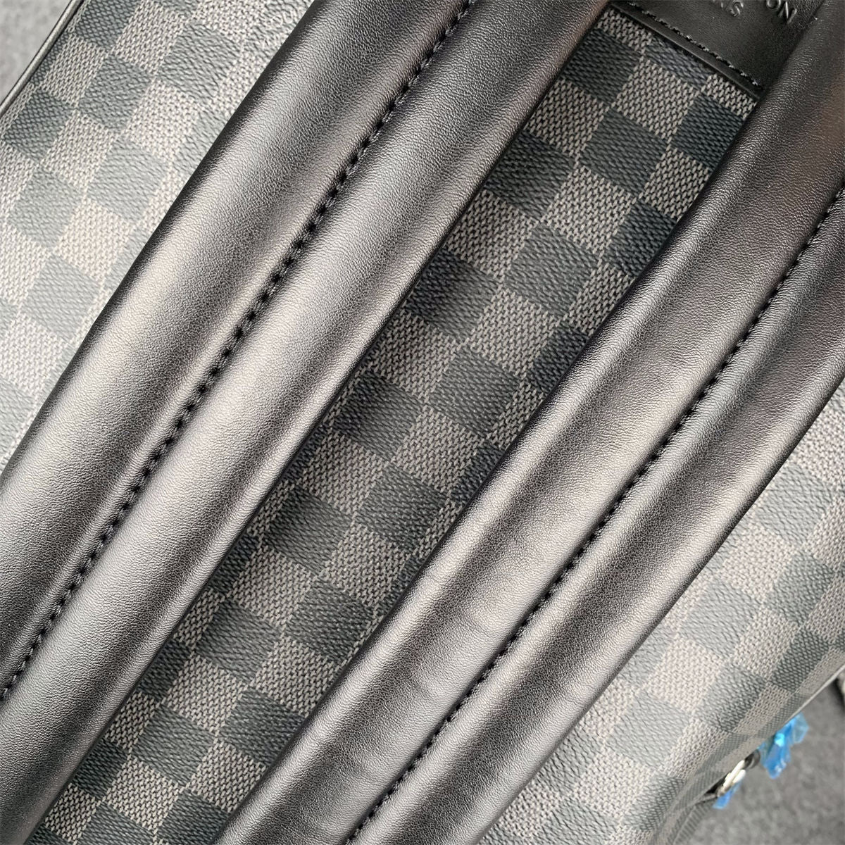 LV JOSH BACKPACK DAMIER GRAPHITE BLACK