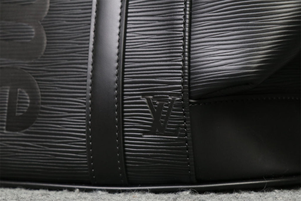 LV CHRISTOPHER BACKPACK EPI PM BLACK