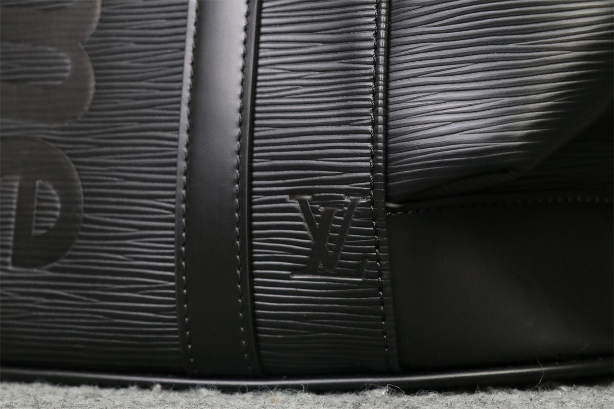 LV CHRISTOPHER BACKPACK EPI PM BLACK