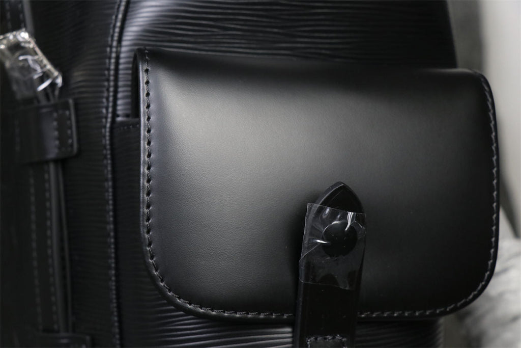 LV CHRISTOPHER BACKPACK EPI PM BLACK