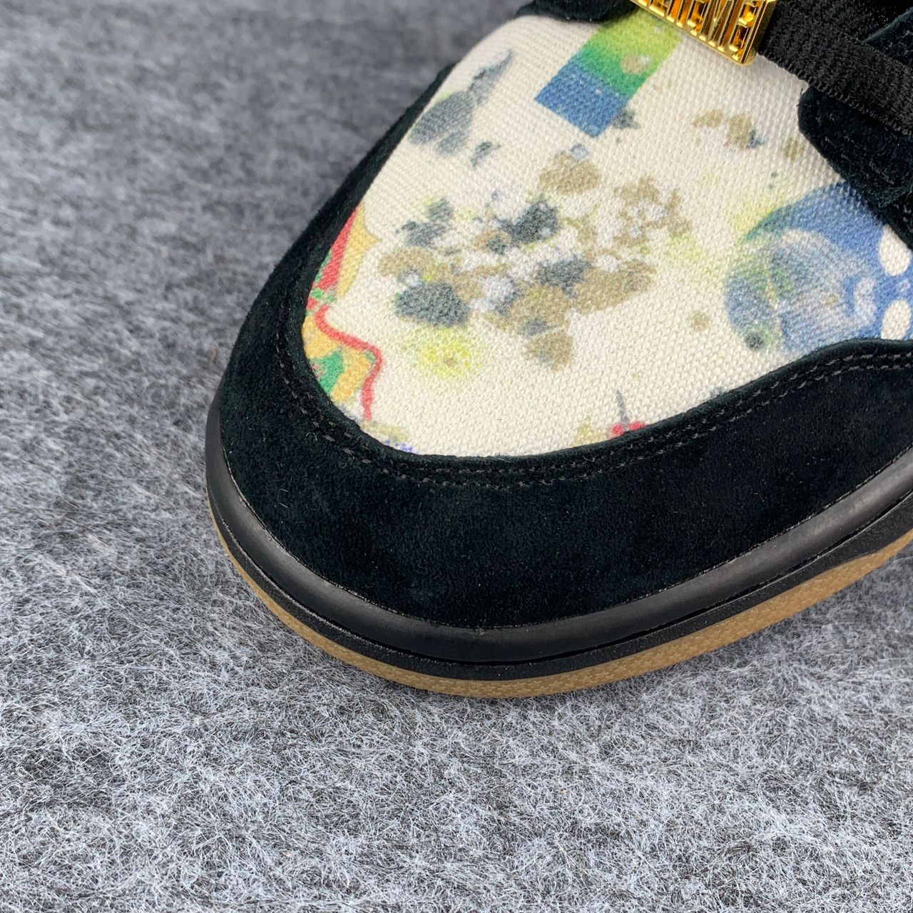 Supreme x Dunk Low SB 'Rammellzee'