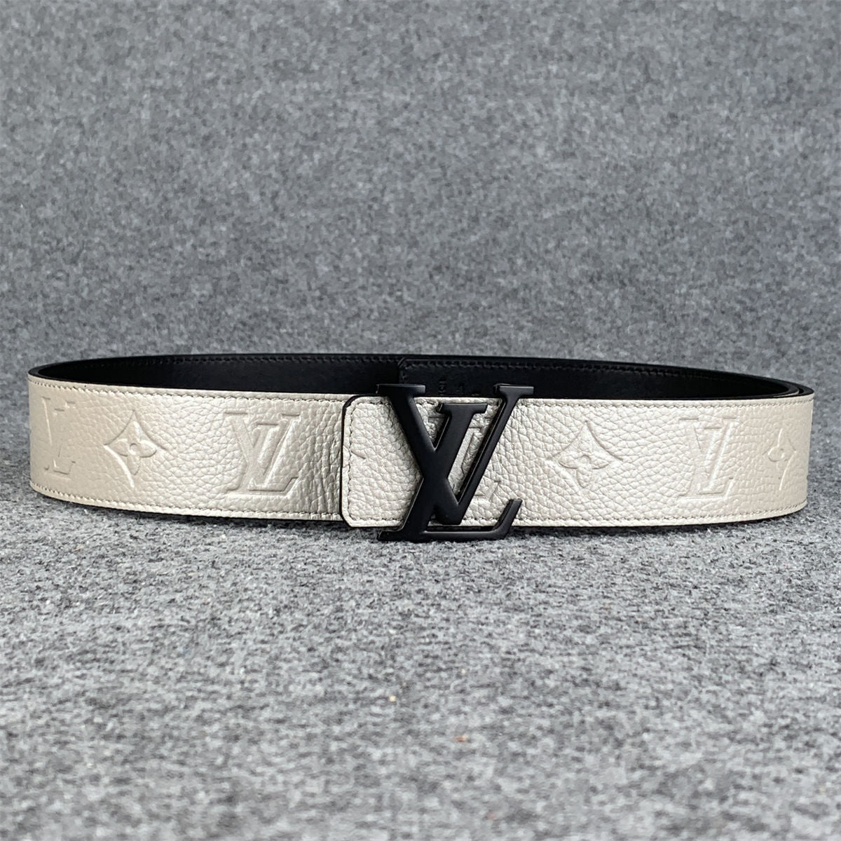 LV Initiales 40mm Reversible Belt 'Light Grey'