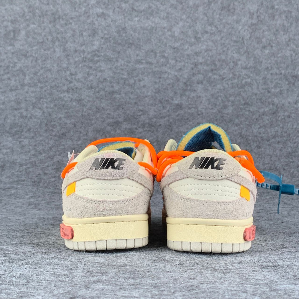 Off-White x Dunk Low 'Lot 19 of 50'