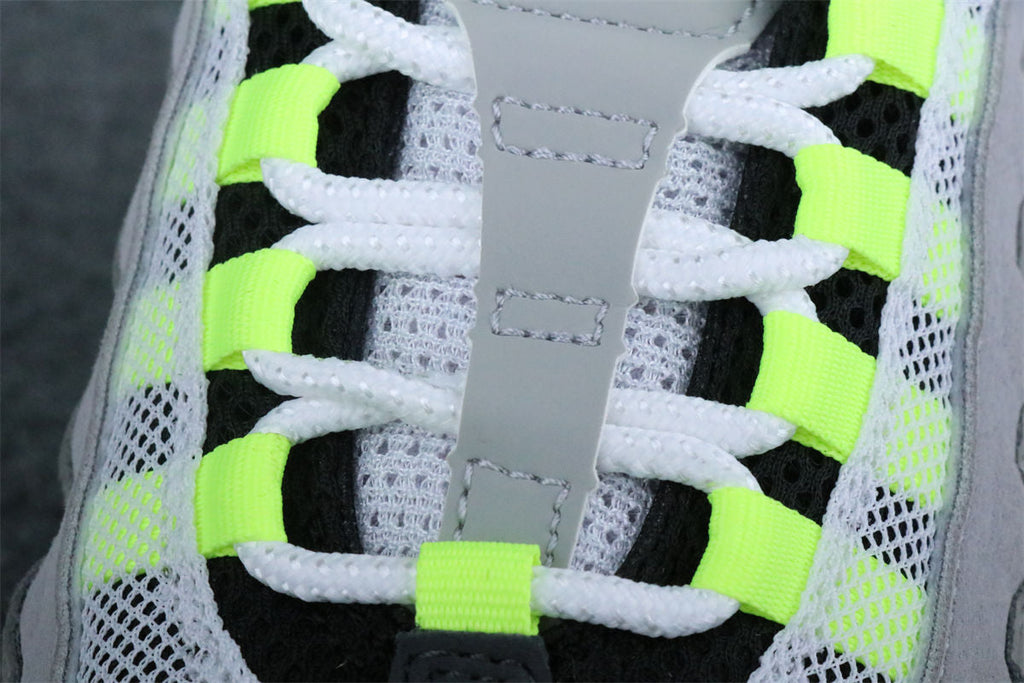 Nike Air Max 95 OG 'Neon' 2025