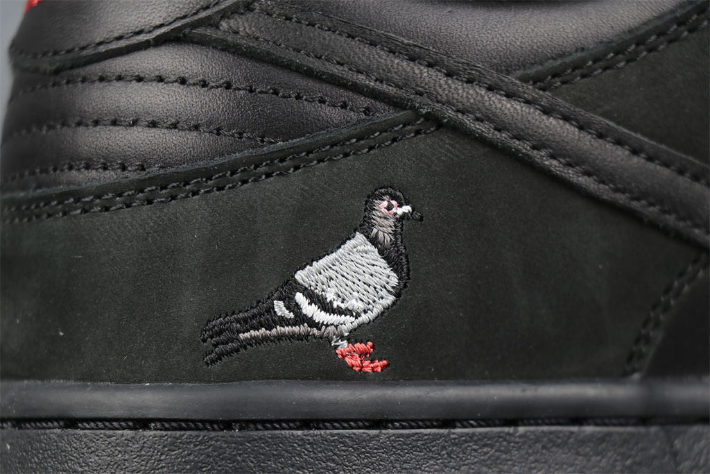 Jeff Staple x Nike Dunk Low Pro SB 'Black Pigeon'