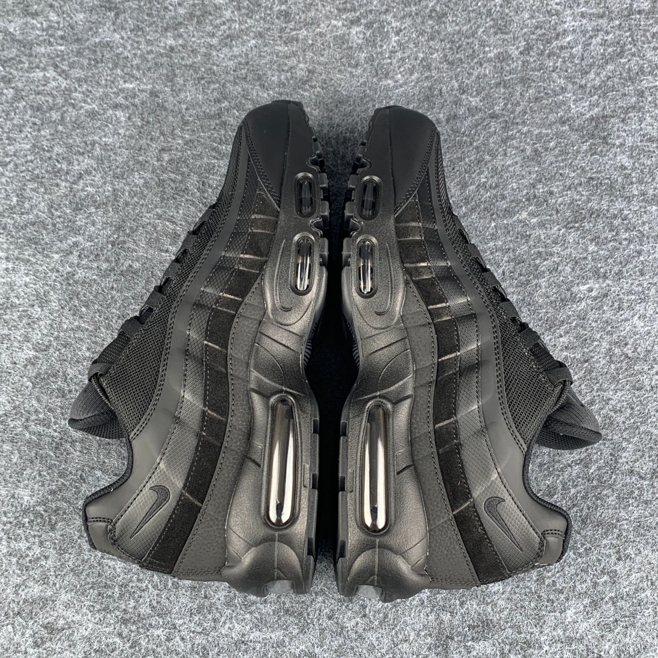 Air Max 95 Essential 'Triple Black'