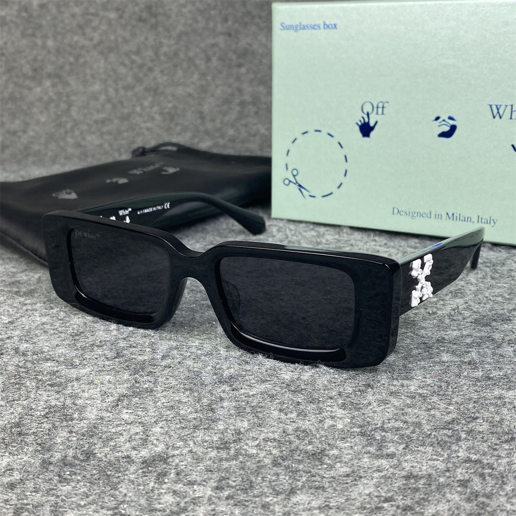 Off-White Arthur Sunglasses