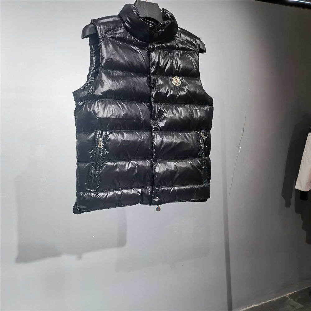 Moncler Tibb Down Vest (No Hoodie)